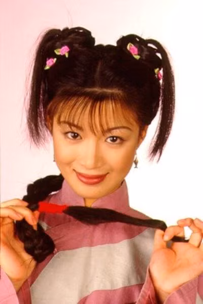 Trần Thiếu Hà trong tạo hình nàng Song Nhi do TVB sản xuất năm 1998.