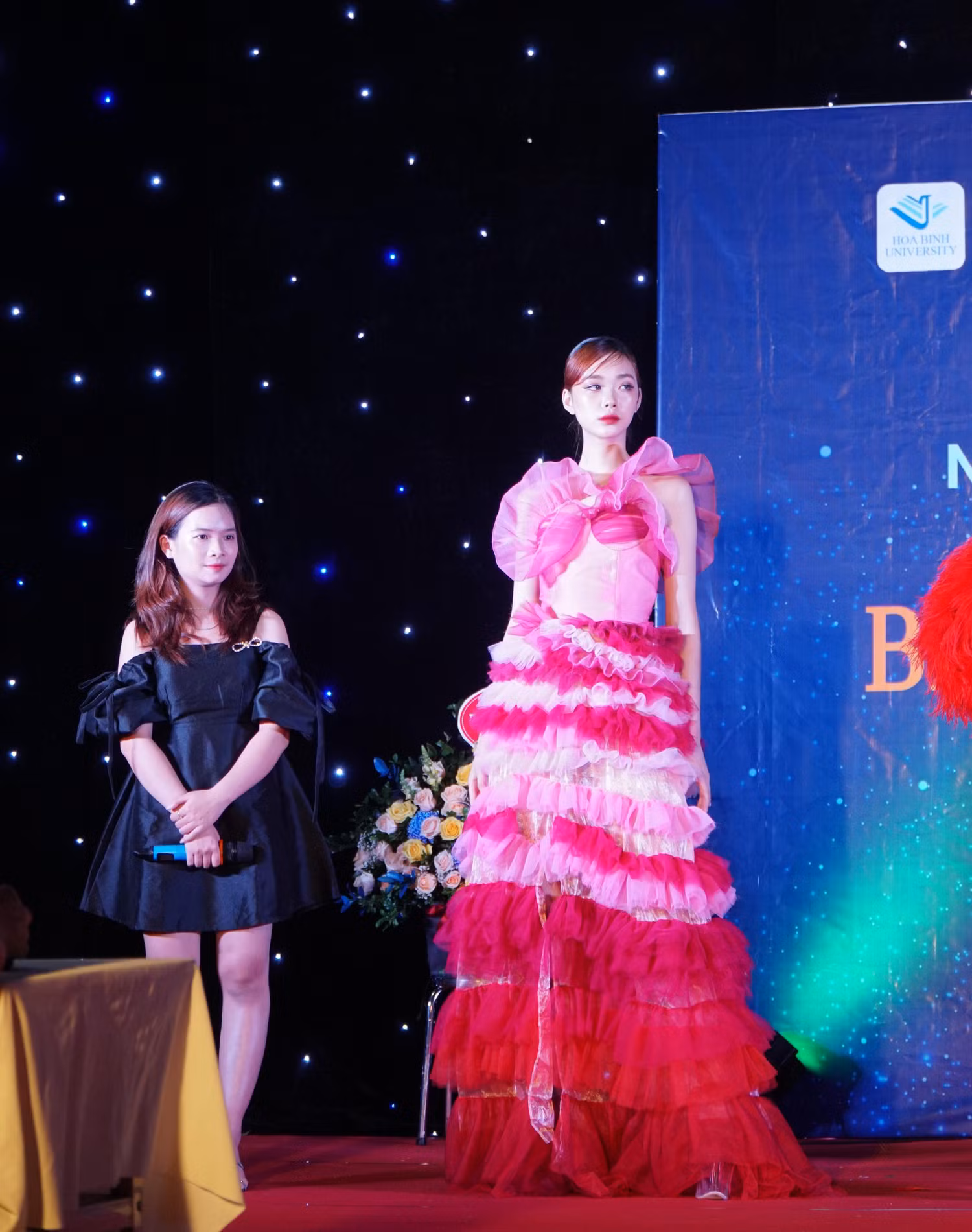 Bộ sưu tập của sinh viên Trần Thị Khánh Huyền. (Ảnh: Phạm Minh)