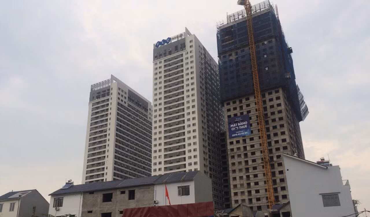 Cư dân mua nhà HH3 dự án FLC Garden City của Tập đoàn FLC không chỉ bị chủ đầu tư chậm bàn giao nhà nhiều tháng mà không biết kêu ai. Ảnh: NVCC. Cư dân mua nhà HH3 dự án FLC Garden City của Tập đoàn FLC không chỉ bị chủ đầu tư chậm bàn giao nhà nhiều tháng mà không biết kêu ai. Ảnh: NVCC.