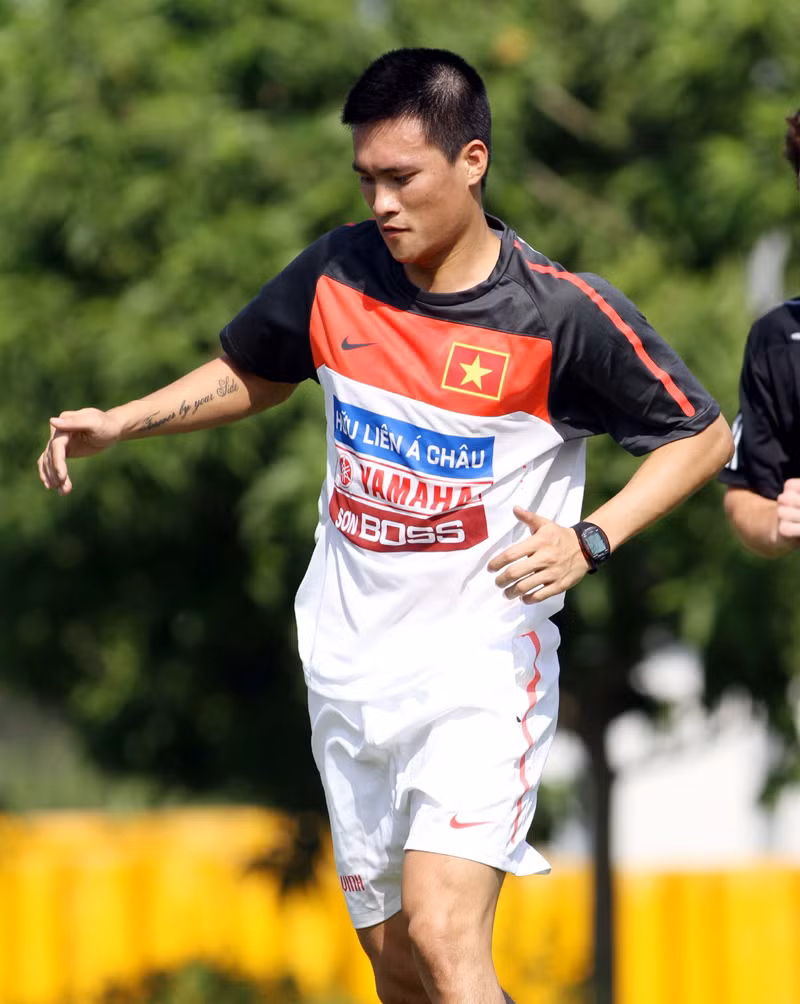 Công Vinh. Công Vinh.