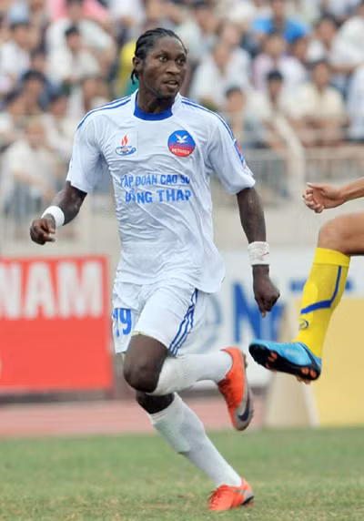 Samson miễn cưỡng ở lại V.League. Ảnh: VSI Samson miễn cưỡng ở lại V.League. Ảnh: VSI