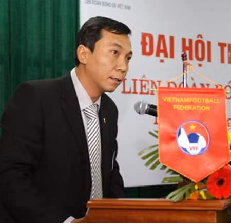 Không có chuyện ông Tuấn 'tổng' tự xin rút.