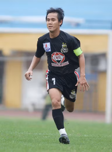 V-League 2003, Minh Phương từ Cảng Sài Gòn về Đồng Tâm Long An với mức giá 400 triệu đồng. V-League 2003, Minh Phương từ Cảng Sài Gòn về Đồng Tâm Long An với mức giá 400 triệu đồng.