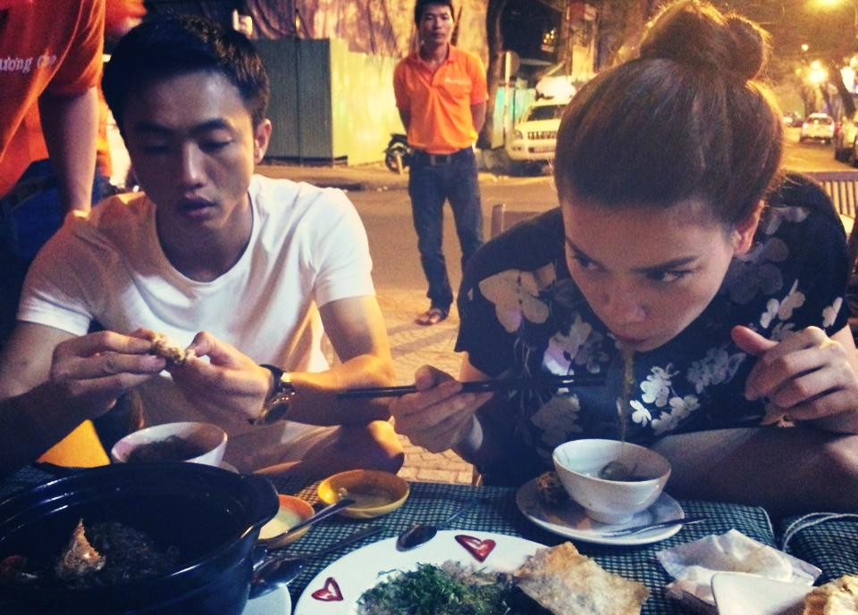 Tấm hình mới nhất của cặp đôi vừa được một người bạn đăng tải trên trang cá nhân.