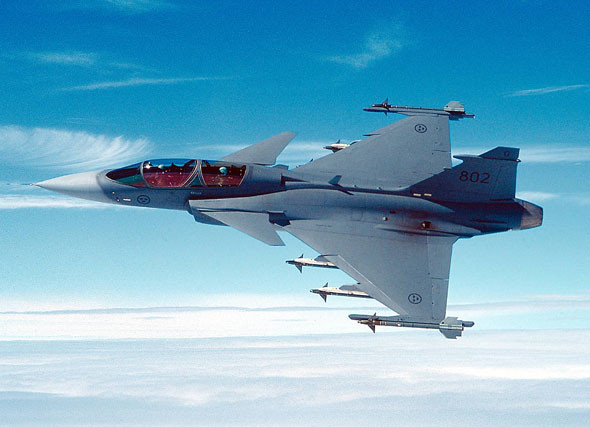 Máy bay chiến đấu JAS-39C Gripen của Thụy Điển. Máy bay chiến đấu JAS-39C Gripen của Thụy Điển.