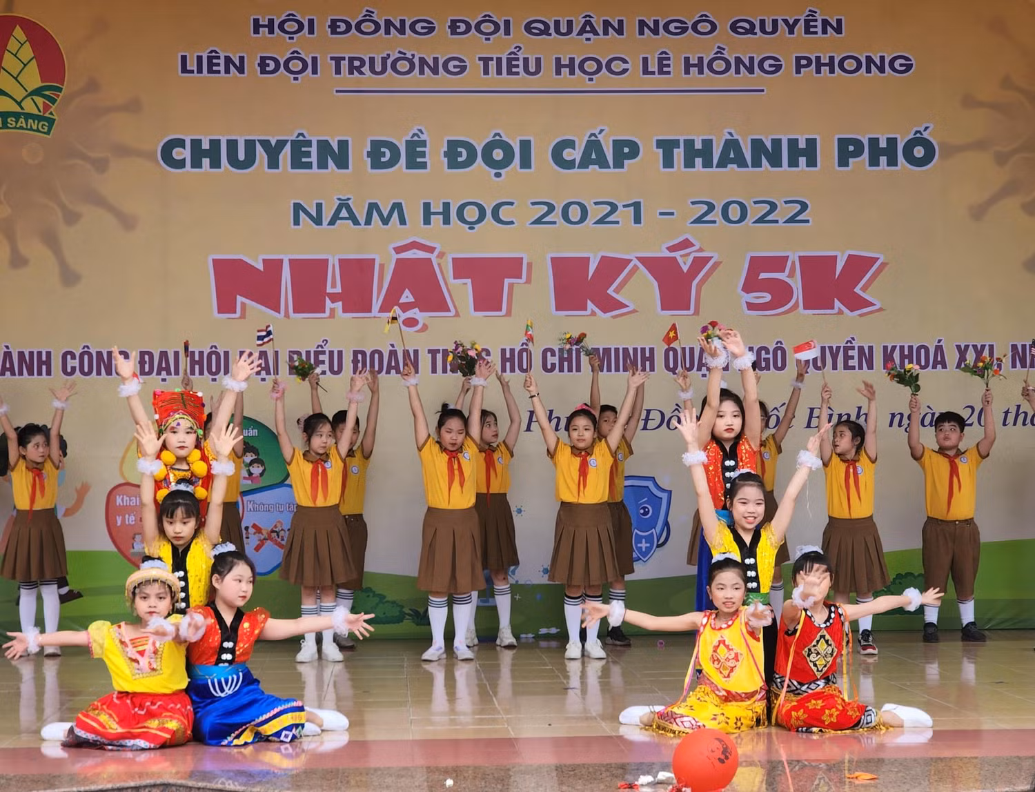 Các tiết mục văn nghệ mang đến không khí sôi động cho chuyên đề (Ảnh: Phạm Linh) Các tiết mục văn nghệ mang đến không khí sôi động cho chuyên đề (Ảnh: Phạm Linh)
