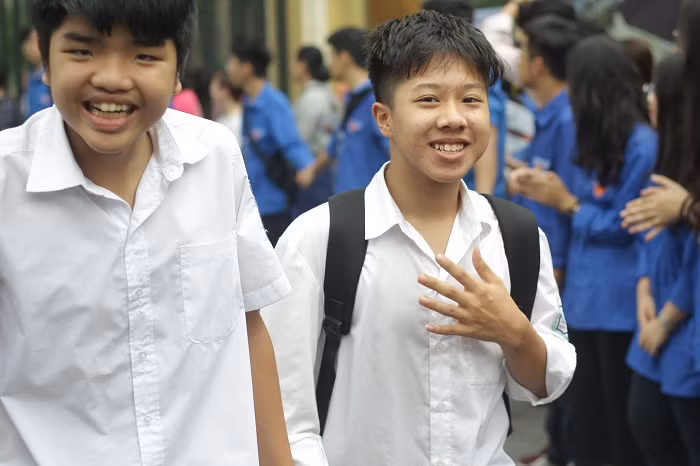 Niềm vui của đôi bạn (Ảnh: Vũ Ninh)