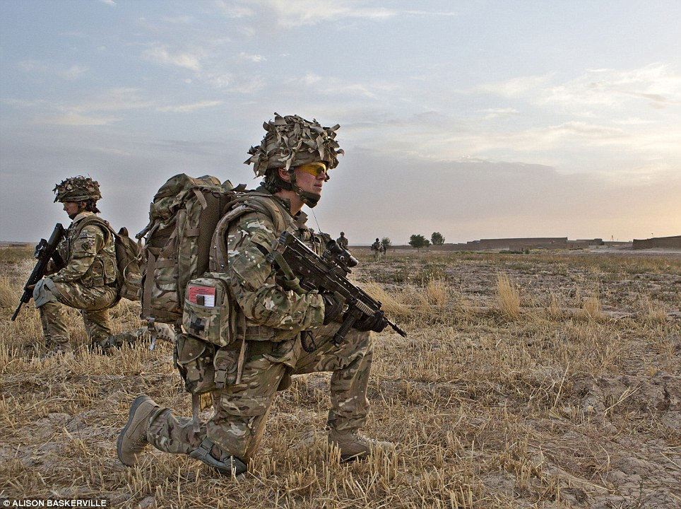 Đại úy Crossley tại thung lũng thượng Gereshk, Helmand.