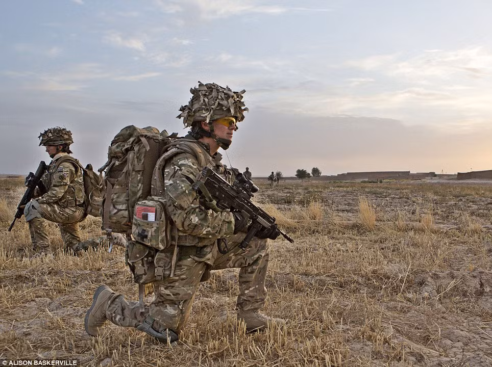 Đại úy Crossley tại thung lũng thượng Gereshk, Helmand.