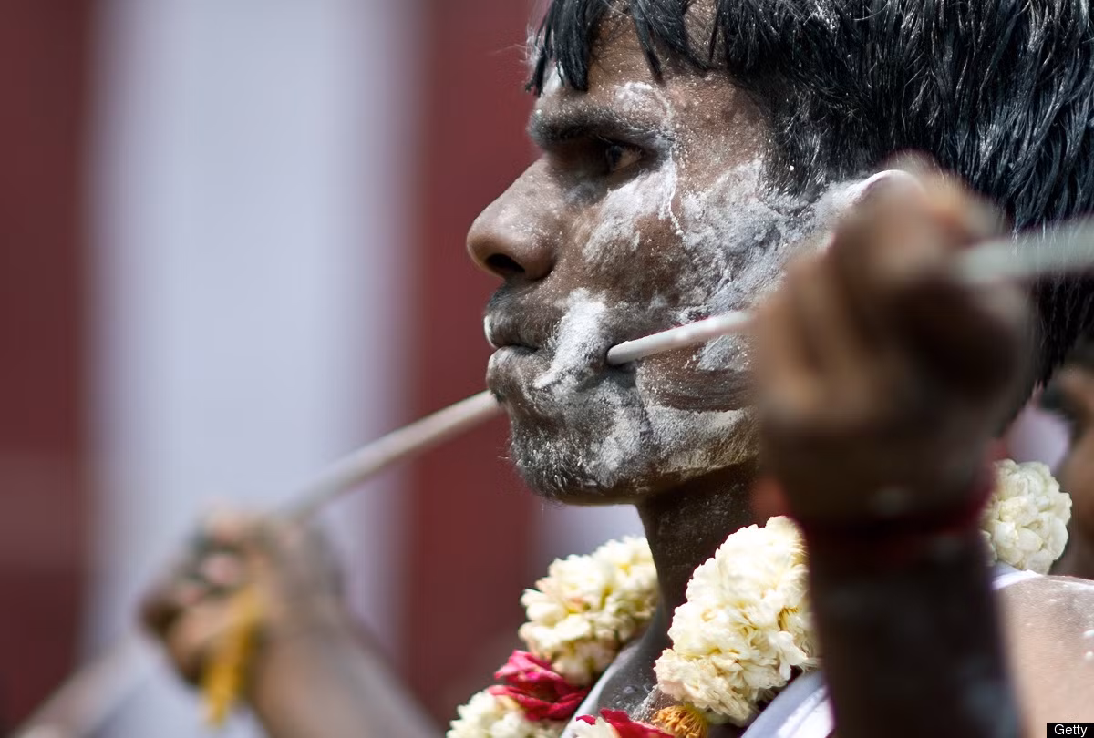 Panguni Uthiram là một lễ hội tôn giáo truyền thống hàng năm của người Hindu.