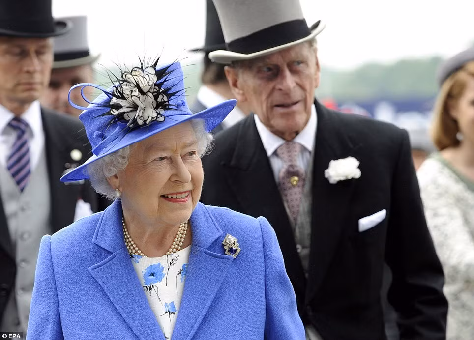 Nữ hoàng Elizabeth II và chồng - Hoàng tử Philip