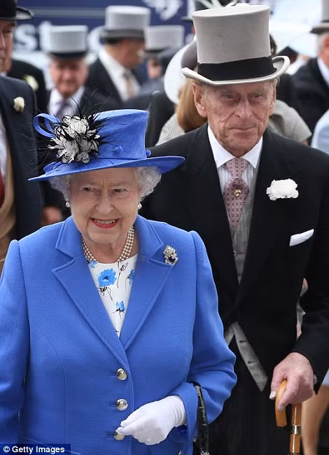 Nữ hoàng Elizabeth II và Hoàng tử Philip