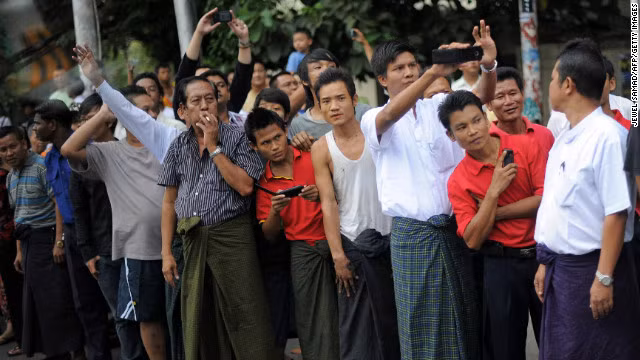 Chuyến công du tới châu Á sau 2 tuần tái đắc cử của Tổng thống Obama được đánh giá là biểu hiện cho quyết tâm tiếp tục củng cố vị thế của nước Mỹ tại khu vực năng động, mới nổi này. Chuyến công du tới châu Á sau 2 tuần tái đắc cử của Tổng thống Obama được đánh giá là biểu hiện cho quyết tâm tiếp tục củng cố vị thế của nước Mỹ tại khu vực năng động, mới nổi này.