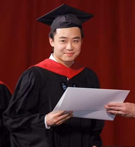 Bạc Qua Qua trong lễ tốt nghiệp tại đại học Harvarrd Bạc Qua Qua trong lễ tốt nghiệp tại đại học Harvarrd