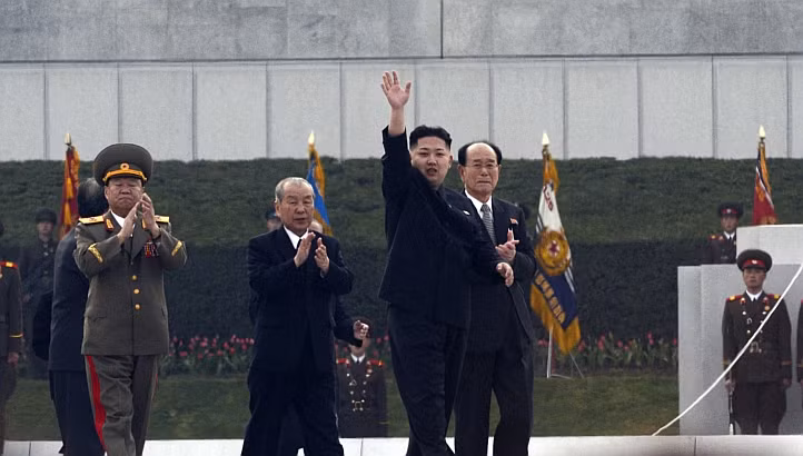 Nhà lãnh đạo Triều Tiên Kim Jong-un tại lễ khai mạc bắt đầu lễ kỷ niệm 100 năm ngày sinh nhà sáng lập đất nước Kim Nhật Thành.