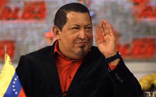 Tổng thống Venezuela Hugo Chavez cam kết sẽ đứng bên cạnh Argentina trong trận chiến giành quần đảo Falkland nếu có trong tương lai. Tổng thống Venezuela Hugo Chavez cam kết sẽ đứng bên cạnh Argentina trong trận chiến giành quần đảo Falkland nếu có trong tương lai.