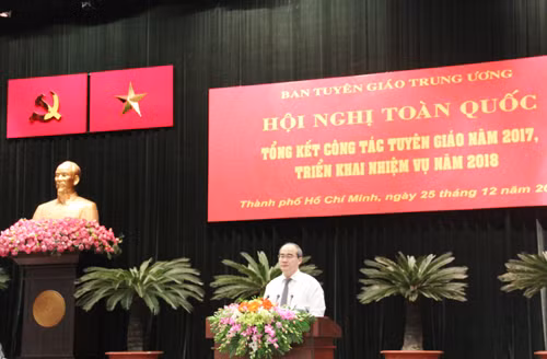 Đồng chí Nguyễn Thiện Nhân phát biểu tại Hội nghị. Đồng chí Nguyễn Thiện Nhân phát biểu tại Hội nghị.
