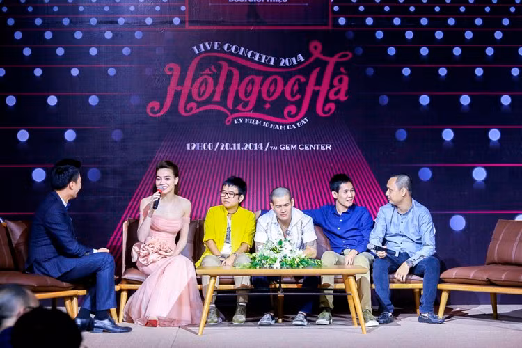 Nữ ca sĩ chia sẻ thông tin về live concert cùng e-kíp thực hiện.