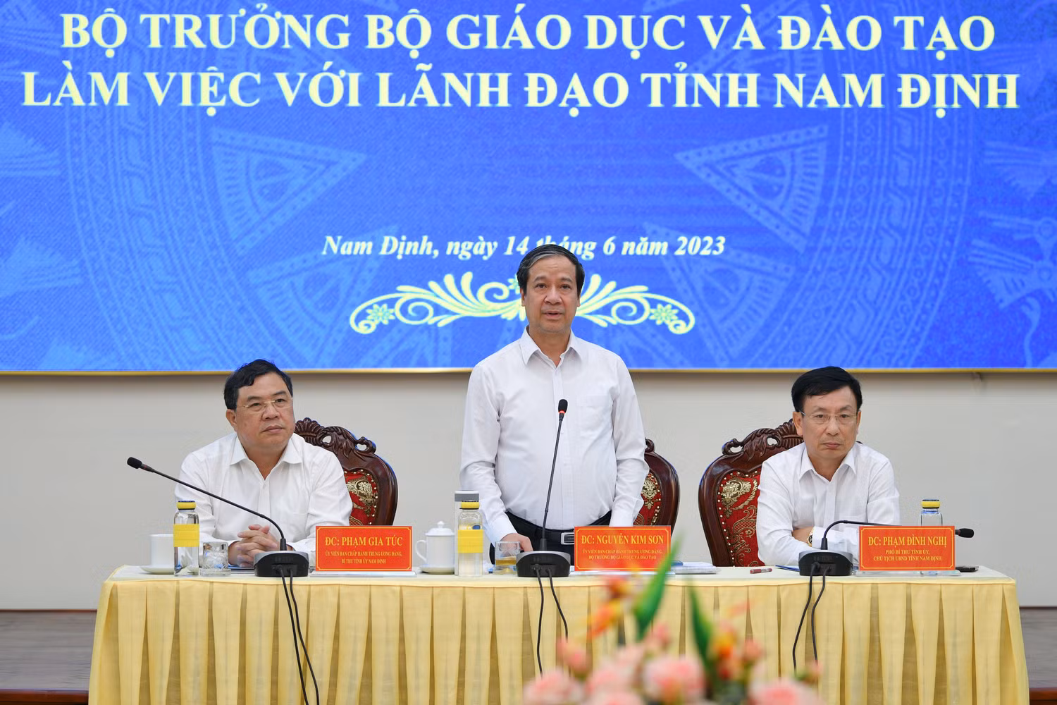 Bộ trưởng Nguyễn Kim Sơn làm việc với lãnh đạo tỉnh Nam Định về công tác giáo dục và đào tạo (Ảnh: Lã Tiến) Bộ trưởng Nguyễn Kim Sơn làm việc với lãnh đạo tỉnh Nam Định về công tác giáo dục và đào tạo (Ảnh: Lã Tiến)