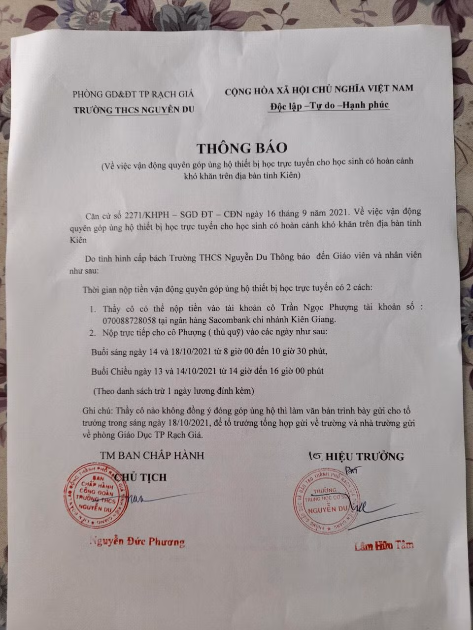 Thông báo quyên góp của Trường trung học cơ sở Nguyễn Du, thành phố Rạch Giá, Kiên Giang (Ảnh: P.L)