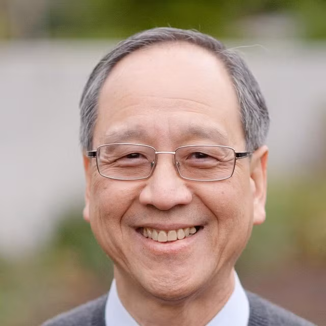 Giáo sư John. Vũ Giáo sư John. Vũ