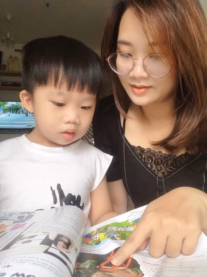 Không phải bé nào cũng được may mắn có mẹ kèm học thế này (Ảnh tác giả)