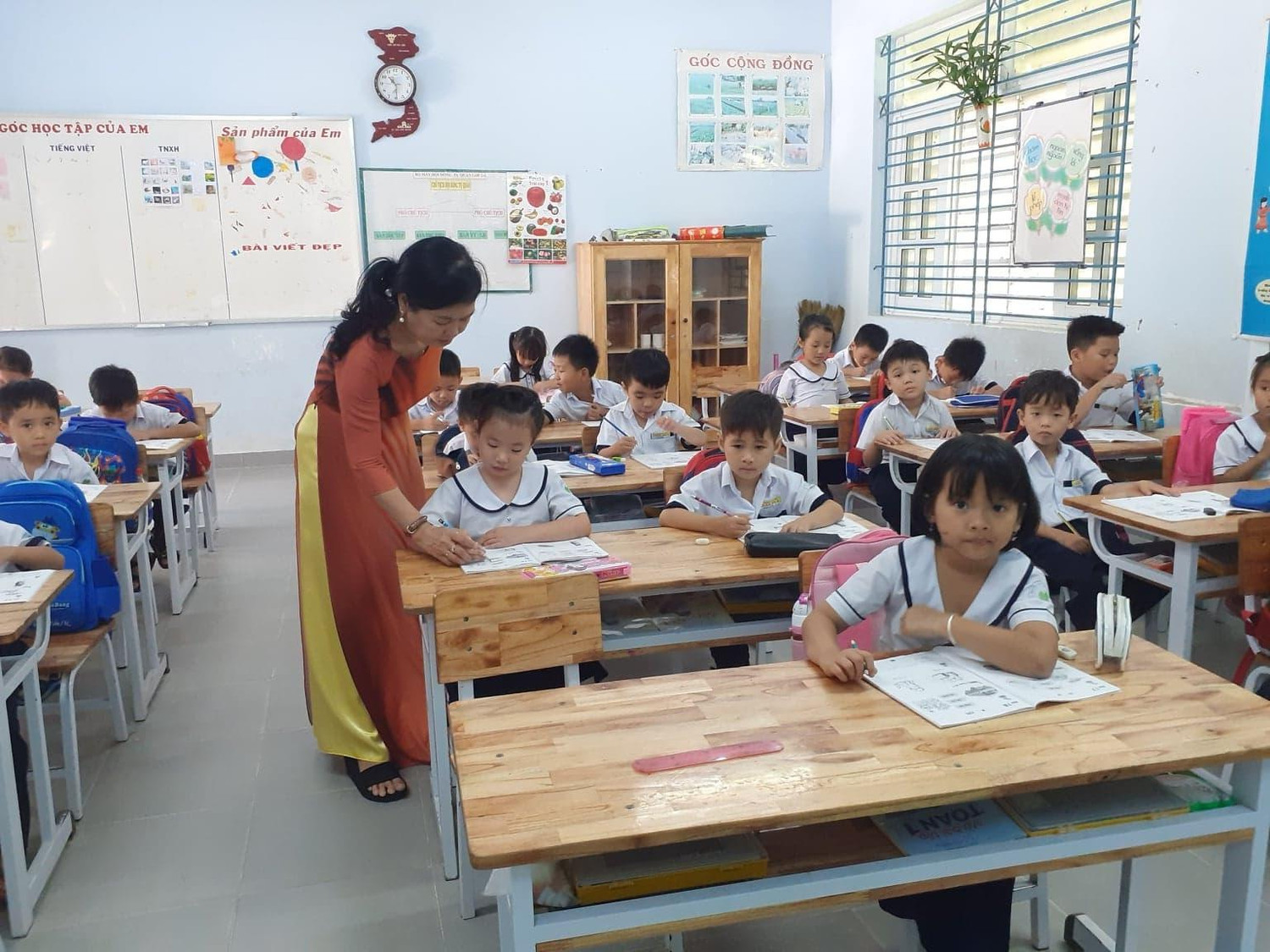 Học sinh lớp 1 (Ảnh chỉ mang tính chất minh họa, tác giả: Phan Tuyết) Học sinh lớp 1 (Ảnh chỉ mang tính chất minh họa, tác giả: Phan Tuyết)