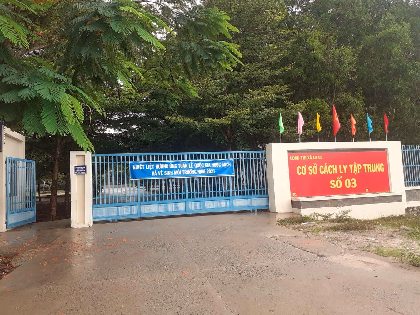 Trường học đã trở thành khu cách ly (Ảnh P.T)