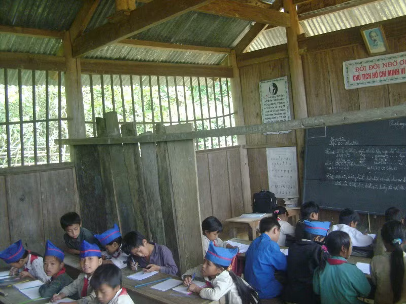 Lớp học 2 trong 1 tại Nhọt Kho