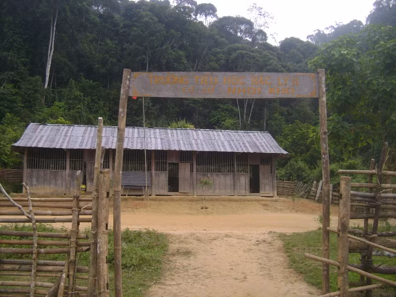 Điểm lẻ Nhọt Kho, Trường tiểu học Bắc Lý 2, xã Bắc Lý, huyện Kỳ Sơn, Nghệ An đang có 48 học sinh của con em đồng bào dân tộc Mông theo học