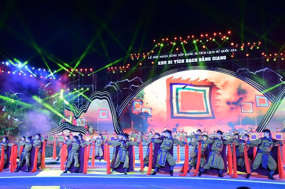 Các hoạt cảnh tại chương trình nghệ thuật "Hào khí Bạch Đằng Giang" (Ảnh: CTV) Các hoạt cảnh tại chương trình nghệ thuật "Hào khí Bạch Đằng Giang" (Ảnh: CTV)