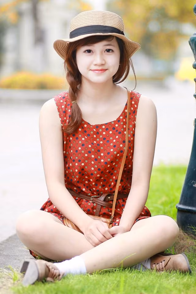 Ngọc Hiền thường chụp mẫu cho một số shop thời trang như shop chabelita... <<HOT GIRL CẨM TÚ ĐẸP LÃNG MẠN TRONG SẮC MÀU HOA CỎ <<NGỠ NGÀNG HOT GIRL CÓ VẺ ĐẸP GIỐNG CA SỸ BẢO THY <<NỮ SINH CĐ DU LỊCH ĐẸP DỊU DÀNG TRONG NẮNG THU <<VẺ ĐẸP KIÊU SA CỦA HOT GIRL CĐ TRUYỀN HÌNH HÀ NỘI Ngọc Hiền thường chụp mẫu cho một số shop thời trang như shop chabelita... <<HOT GIRL CẨM TÚ ĐẸP LÃNG MẠN TRONG SẮC MÀU HOA CỎ <<NGỠ NGÀNG HOT GIRL CÓ VẺ ĐẸP GIỐNG CA SỸ BẢO THY <<NỮ SINH CĐ DU LỊCH ĐẸP DỊU DÀNG TRONG NẮNG THU <<VẺ ĐẸP KIÊU SA CỦA HOT GIRL CĐ TRUYỀN HÌNH HÀ NỘI