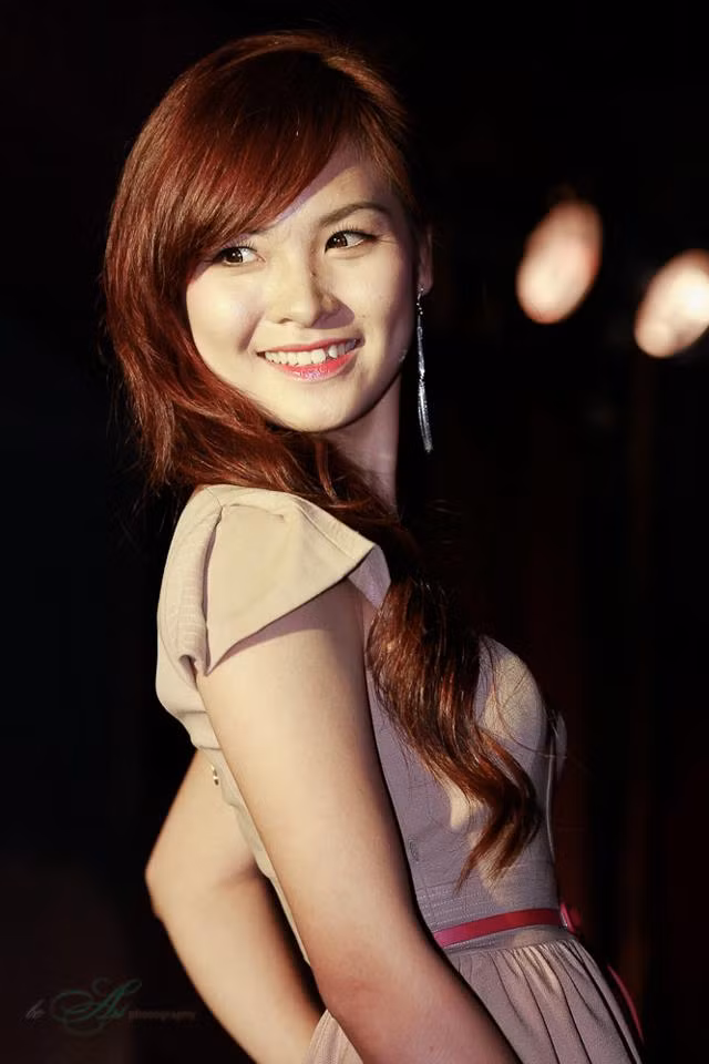 <<NGẨN NGƠ TRƯỚC STYLE DỄ THƯƠNG CỦA HƯƠNG ZINNIE <<HOTGIRL THANH THỦY ƯỚC MƠ LÀM CÔ GIÁO <<NÉT HỒN NHIÊN TINH NGHỊCH CỦA NỮ DIỄN VIÊN NHÍ HÀ ANH <<Á KHÔI CĐ TÀI CHÍNH - HẢI QUAN ĐẸP LÃNG MẠN TRONG SẮC TÍM <<HOT GIRL CẨM TÚ ĐẸP LÃNG MẠN TRONG SẮC MÀU HOA CỎ