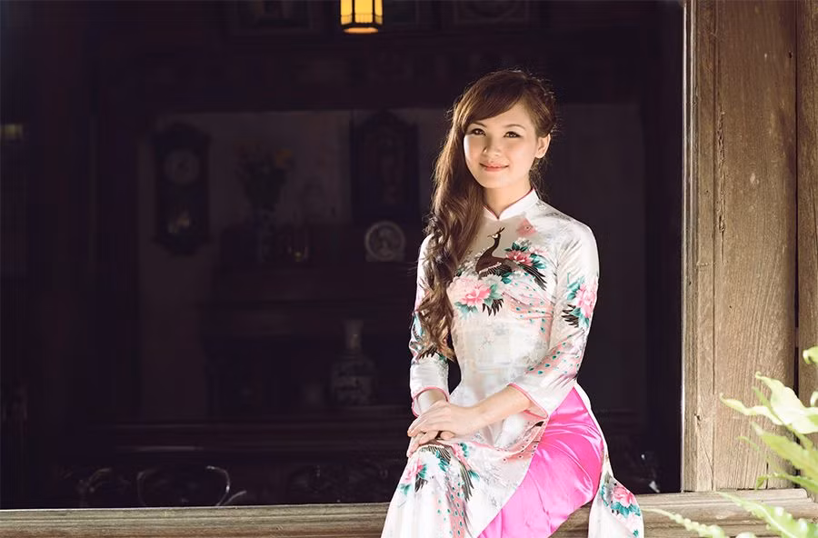 Cuộc thi IMiss Thăng Long 2012 đã cho Thu những khoảnh khắc đẹp khi đồng hành cùng các thí sinh khác và trở thành những người bạn tốt, đặc biệt cuộc thi giúp cô trưởng thành hơn. Trong bộ ảnh áo dài dự thi với sự đồng hành của nhiếp ảnh Nguyễn Tuấn Hưng, Phương Thu đẹp rạng ngời và duyên dáng bên tà áo dài Việt <<NGẨN NGƠ TRƯỚC STYLE DỄ THƯƠNG CỦA HƯƠNG ZINNIE <<HOTGIRL THANH THỦY ƯỚC MƠ LÀM CÔ GIÁO <<NÉT HỒN NHIÊN TINH NGHỊCH CỦA NỮ DIỄN VIÊN NHÍ HÀ ANH <<Á KHÔI CĐ TÀI CHÍNH - HẢI QUAN ĐẸP LÃNG MẠN TRONG SẮC TÍM <<HOT GIRL CẨM TÚ ĐẸP LÃNG MẠN TRONG SẮC MÀU HOA CỎ