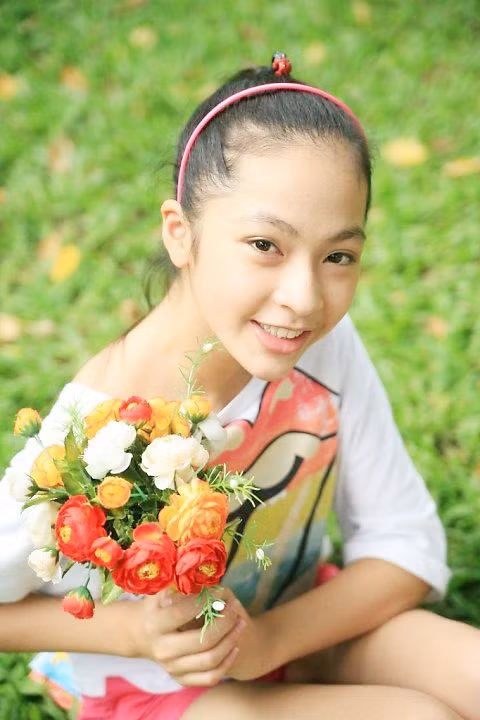 <<Á KHÔI CĐ TÀI CHÍNH - HẢI QUAN ĐẸP LÃNG MẠN TRONG SẮC TÍM <<HOT GIRL CẨM TÚ ĐẸP LÃNG MẠN TRONG SẮC MÀU HOA CỎ <<NGỠ NGÀNG HOT GIRL CÓ VẺ ĐẸP GIỐNG CA SỸ BẢO THY <<NỮ SINH CĐ DU LỊCH ĐẸP DỊU DÀNG TRONG NẮNG THU