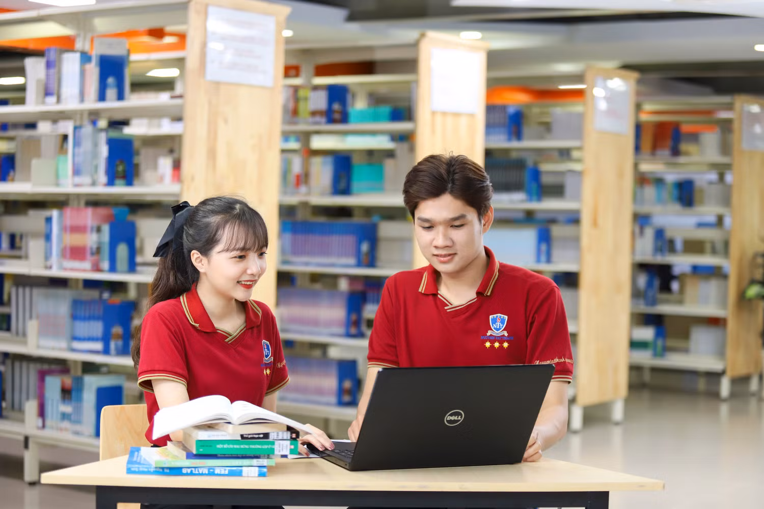 Sinh viên Trường Đại học Nguyễn Tất Thành. Ảnh: NTTU
