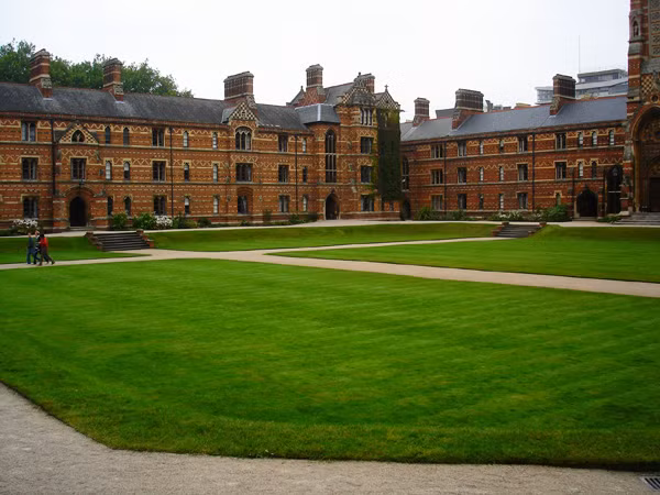Câu hỏi 'siêu khó' tại ĐH Oxford ảnh 1