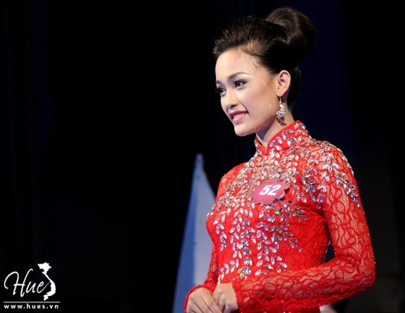 Hoàng Ngọc Uyên Phương >>Nhan sắc ngọt ngào của Hoa khôi Bích Khanh >>Ngẩn ngơ trước nhan sắc của Mỹ Nhân >> Ngắm vẻ đẹp căng tràn của Lê Hoàng Bảo Trân >>Thục Vy - Á khôi cực xinh trên đất Sài thành >>NGẮM NHAN SẮC MẶN MÀ CỦA HOA KHÔI PHẠM PHƯƠNG THẢO Vẻ đẹp ngọt ngào của hot girl Lilly Luta >> Hotgirl Thảo My "đốt cháy mùa đông" đón Noel