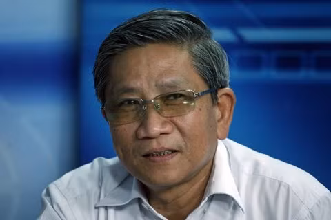 GS Nguyễn Minh Thuyết: Dự thảo hiến pháp còn một vài điểm hạn chế GS Nguyễn Minh Thuyết: Dự thảo hiến pháp còn một vài điểm hạn chế