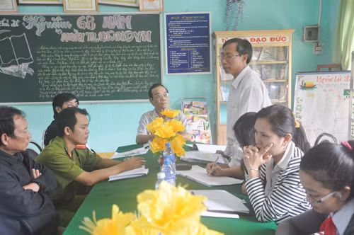 Buổi họp xử lý kỷ luật em N. T. V.