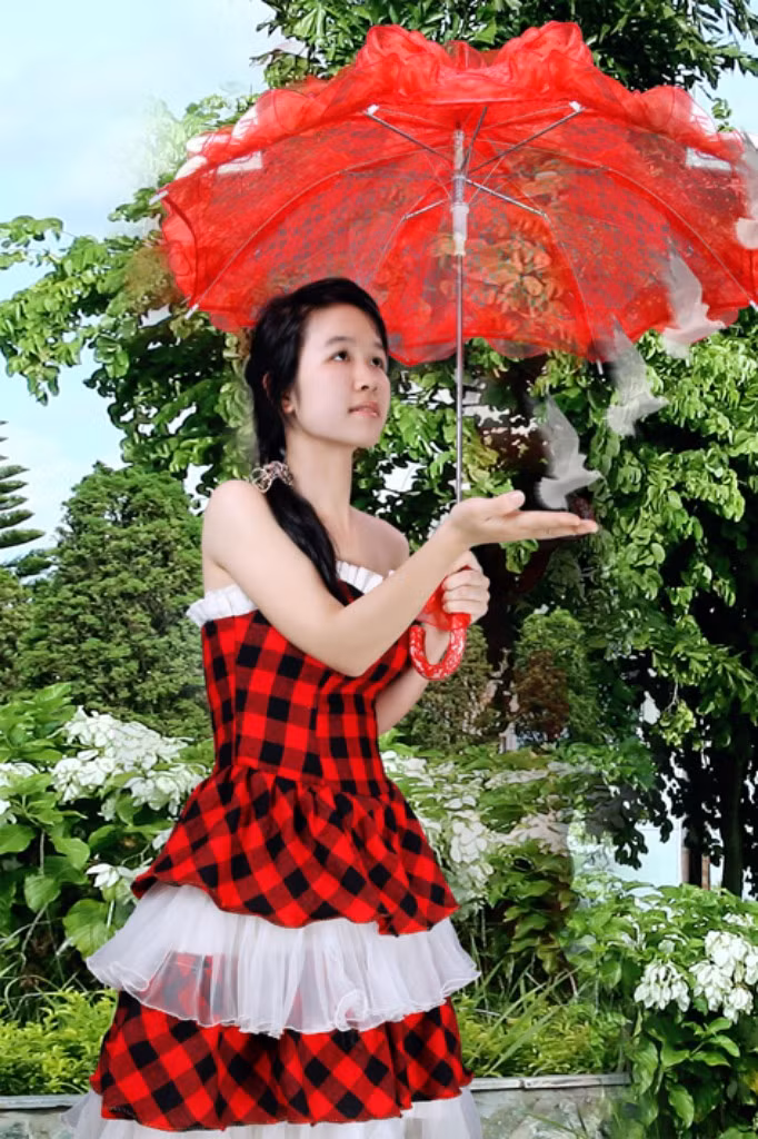 Quan điểm sống của mình là: Muốn thành công phải qua nhiều thất bại. Sống ở đời có dại mới có khôn. Đem đau thương để luyện tâm hồn. Đem đau khổ đúc thành kinh nghiệm.