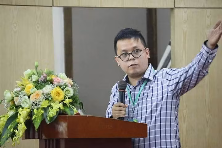 Theo Tiến sĩ Phạm Hiệp, việc quy hoạch mạng lưới các trường đại học ở các nước thường có xu hướng sáp nhập trường nhỏ, trường yếu lại với nhau hoặc sáp nhập trường nhỏ với trường lớn nhằm thay đổi về mặt chất lượng. (Ảnh: Thanh Hùng)