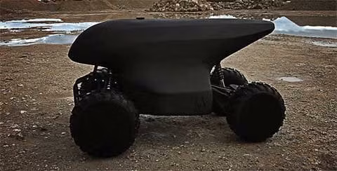 Theo giới chức Mỹ, chiếc The Wraiths có khả năng đem theo máy quay do thám và thậm chí là vũ khí chết người lẫn phi chết người. Nó được thiết kế để đi theo một số cơ quan nhất định vào hiện trường và nếu họ gặp rắc rối, nó sẽ được một trung tâm điều khiển kích hoạt và cung cấp hỗ trợ ngay tức khắc. Theo giới chức Mỹ, chiếc The Wraiths có khả năng đem theo máy quay do thám và thậm chí là vũ khí chết người lẫn phi chết người. Nó được thiết kế để đi theo một số cơ quan nhất định vào hiện trường và nếu họ gặp rắc rối, nó sẽ được một trung tâm điều khiển kích hoạt và cung cấp hỗ trợ ngay tức khắc.