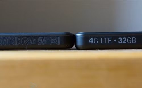 PlayBook bản 4G LTE. PlayBook bản 4G LTE.