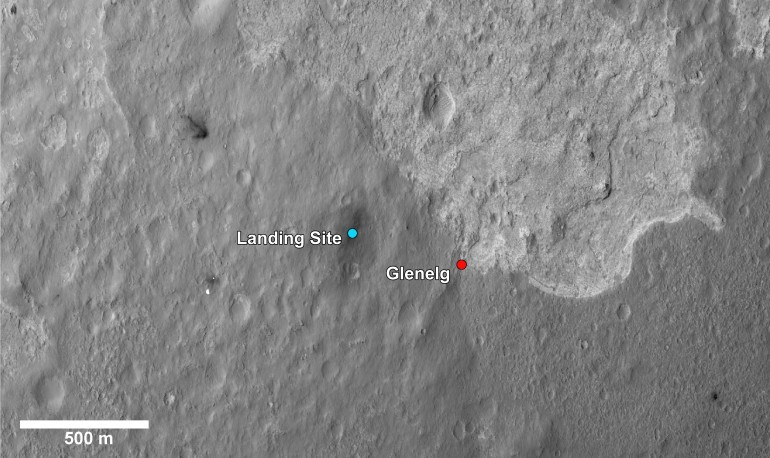 Vị trí di chuyển của Curiosity sau thí nghiệm với laser.