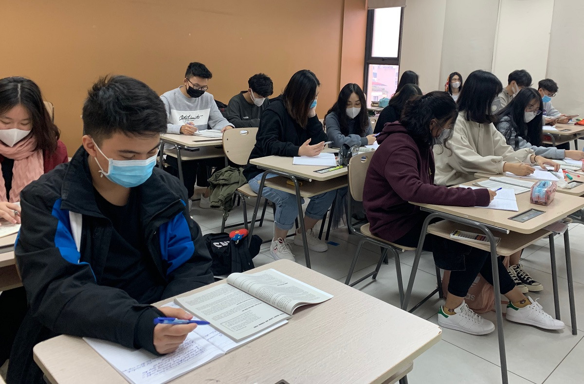 Tính đến 9h00 ngày 3/2, đã có 32 tỉnh/thành phố báo cáo Bộ Giáo dục và Đào tạo về việc quyết định cho học sinh nghỉ học để phòng virus corona. (Ảnh: Thùy Linh) Tính đến 9h00 ngày 3/2, đã có 32 tỉnh/thành phố báo cáo Bộ Giáo dục và Đào tạo về việc quyết định cho học sinh nghỉ học để phòng virus corona. (Ảnh: Thùy Linh)