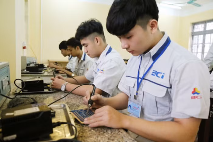 Tổng cục Giáo dục nghề nghiệp (Bộ Lao động - Thương binh và Xã hội) phát đi thông báo liên quan tới tình hình phòng, chống virus Corona (nCoV). (Ảnh minh họa: Báo An ninh thủ đô)