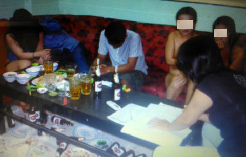 Tiếp viên nhà hàng ca hát, nhảy... khỏa thân, An ninh Xã hội, tiep vien nhay khoa than, tiep vien khoa than, mai dam, ban dam, nhay khoa than o can tho, ban dam, bao, bao cong an, bao an ninh, vn