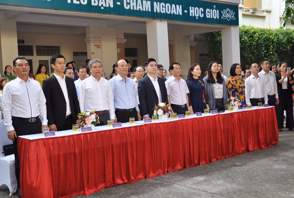 Tập đoàn T&amp;T Group cùng Ban tổ chức Strong Việt Nam năm 2019. Ảnh: Công Tiến.