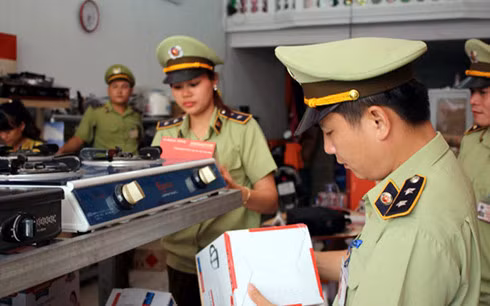 Chức danh quản lý thị trường có thẩm quyền ban hành quyết định kiểm tra